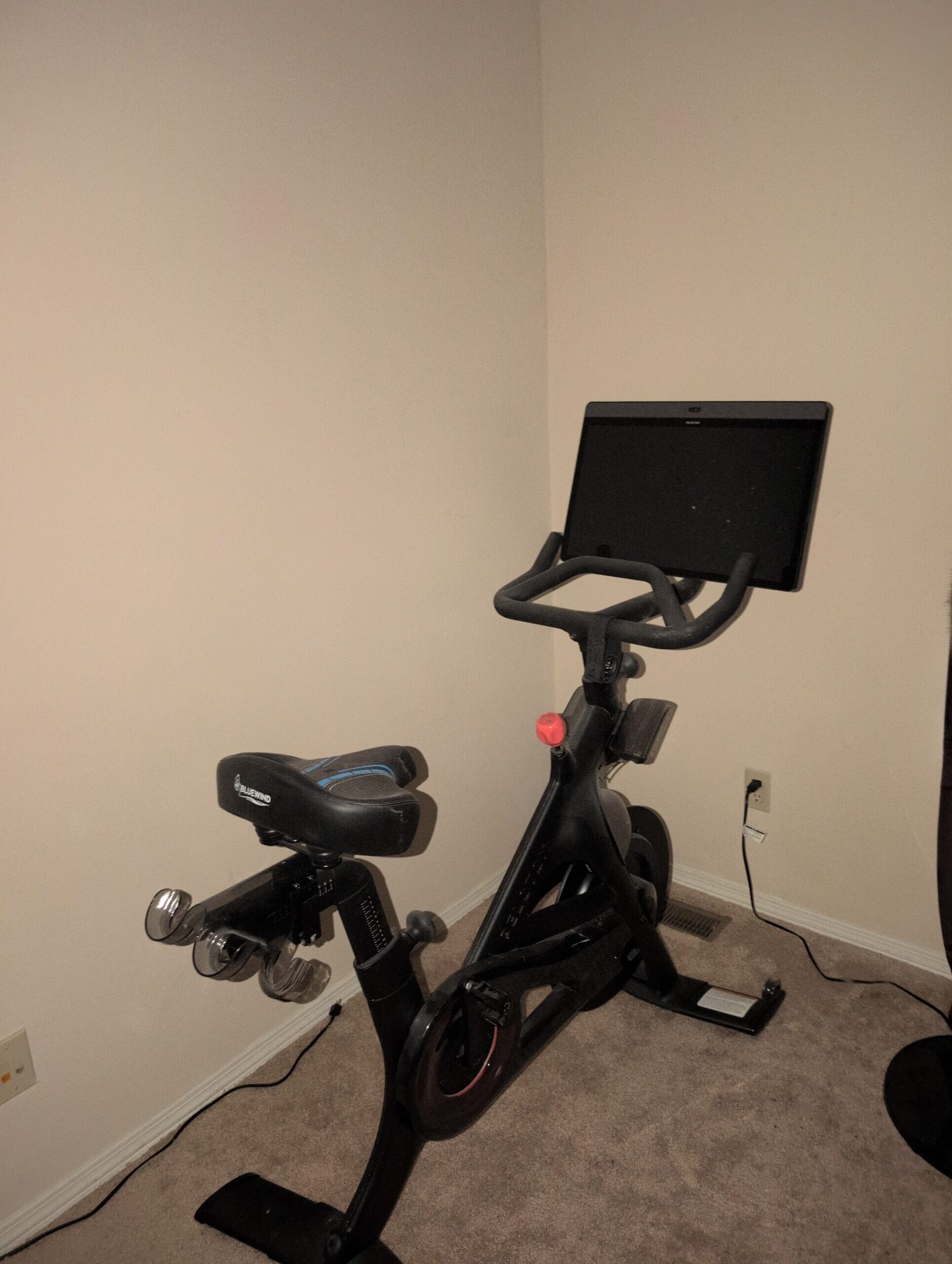 Peloton Bike Plus 2023 Excellent Condition – Bloomington - Image 2