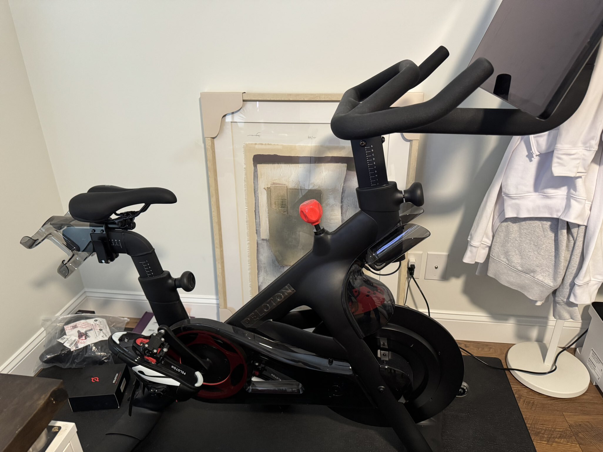 2025 Peloton Bike Plus in Excellent Condition with Low Usage – Proctorville, OH - Image 3