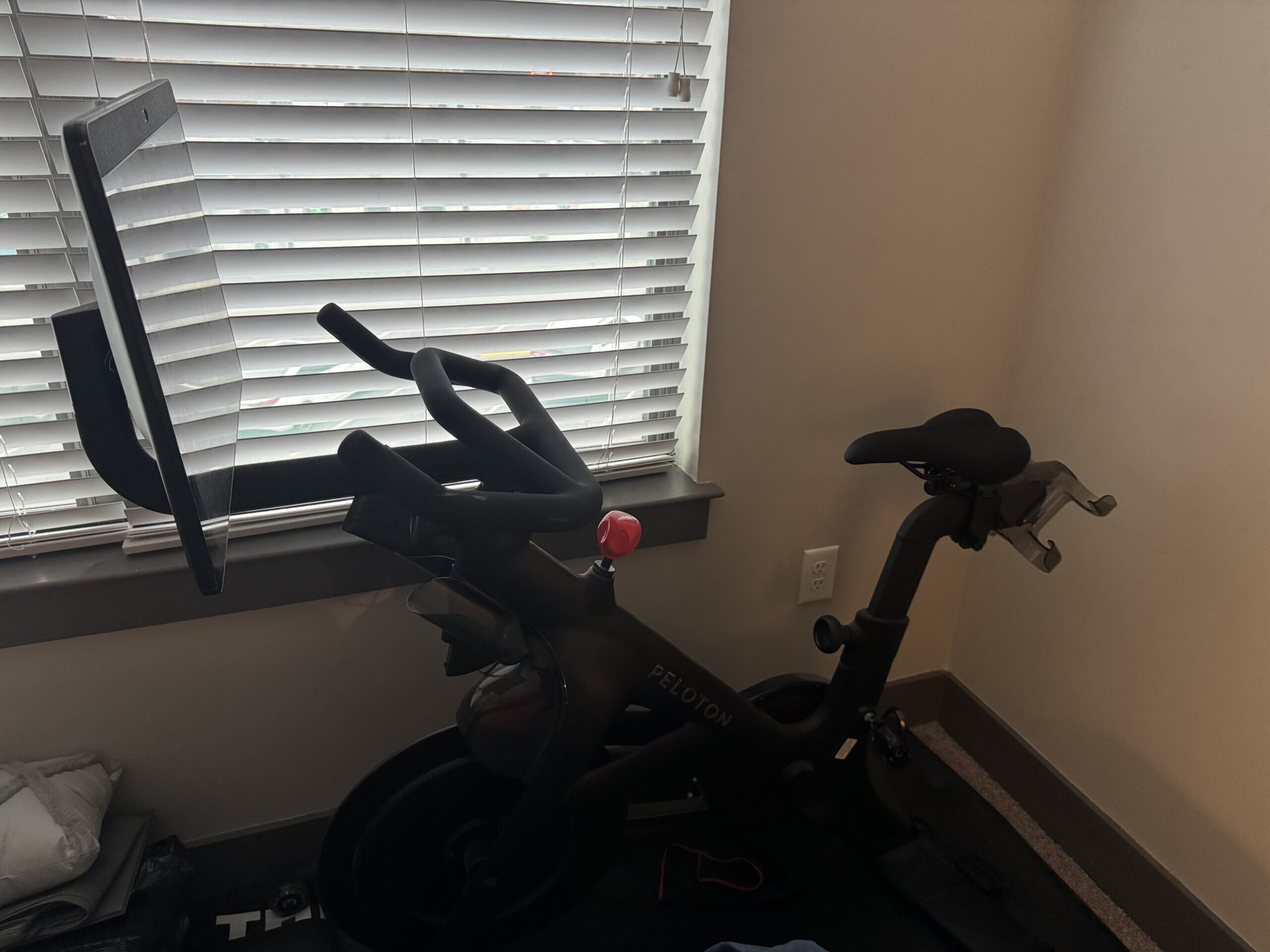 2023 Peloton Bike Plus Excellent Condition 0-50 Rides – Nashville, TN - Image 3