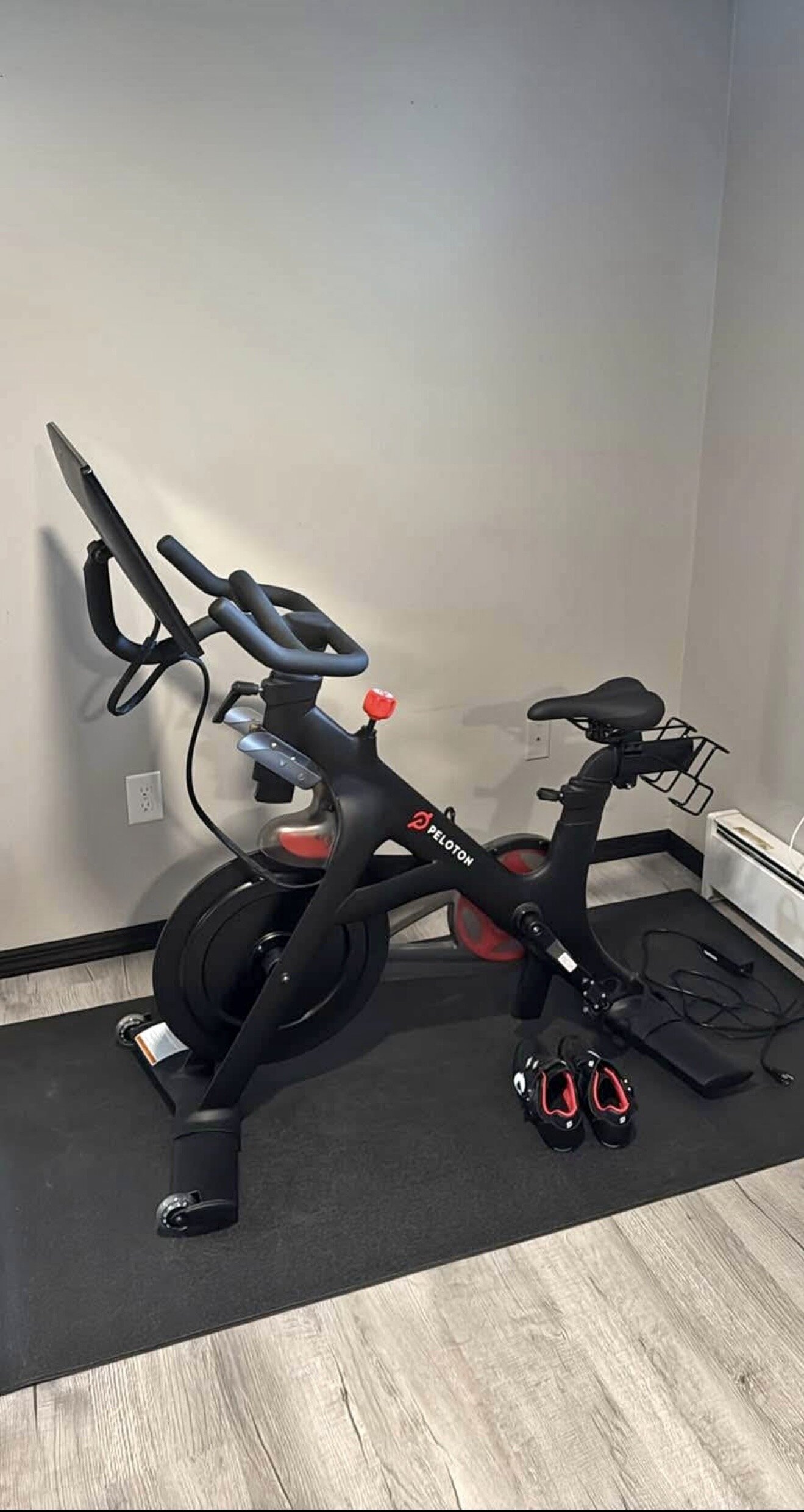 2024 Peloton Bike Plus in Excellent Condition with 0-50 Rides – Kintnersville, PA - Image 3