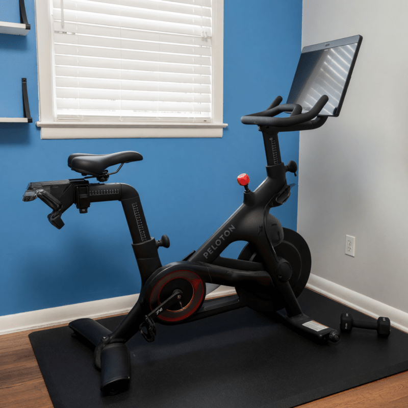 2024 Peloton Bike Plus Excellent Condition with Mat and Weights – Troy, MI