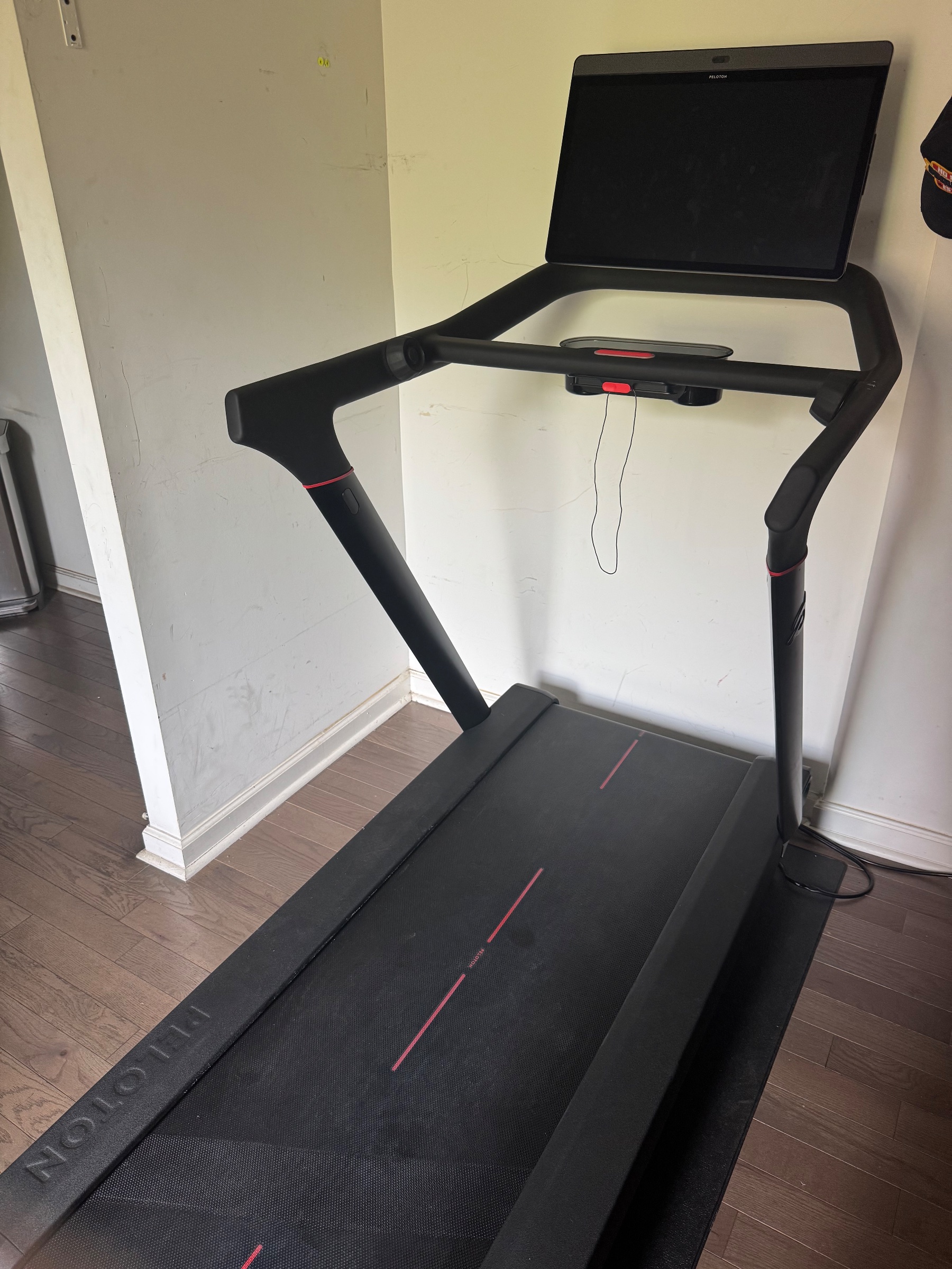 2023 Peloton Tread – Excellent Condition, Includes Mat – Elmhurst, NY - Image 3
