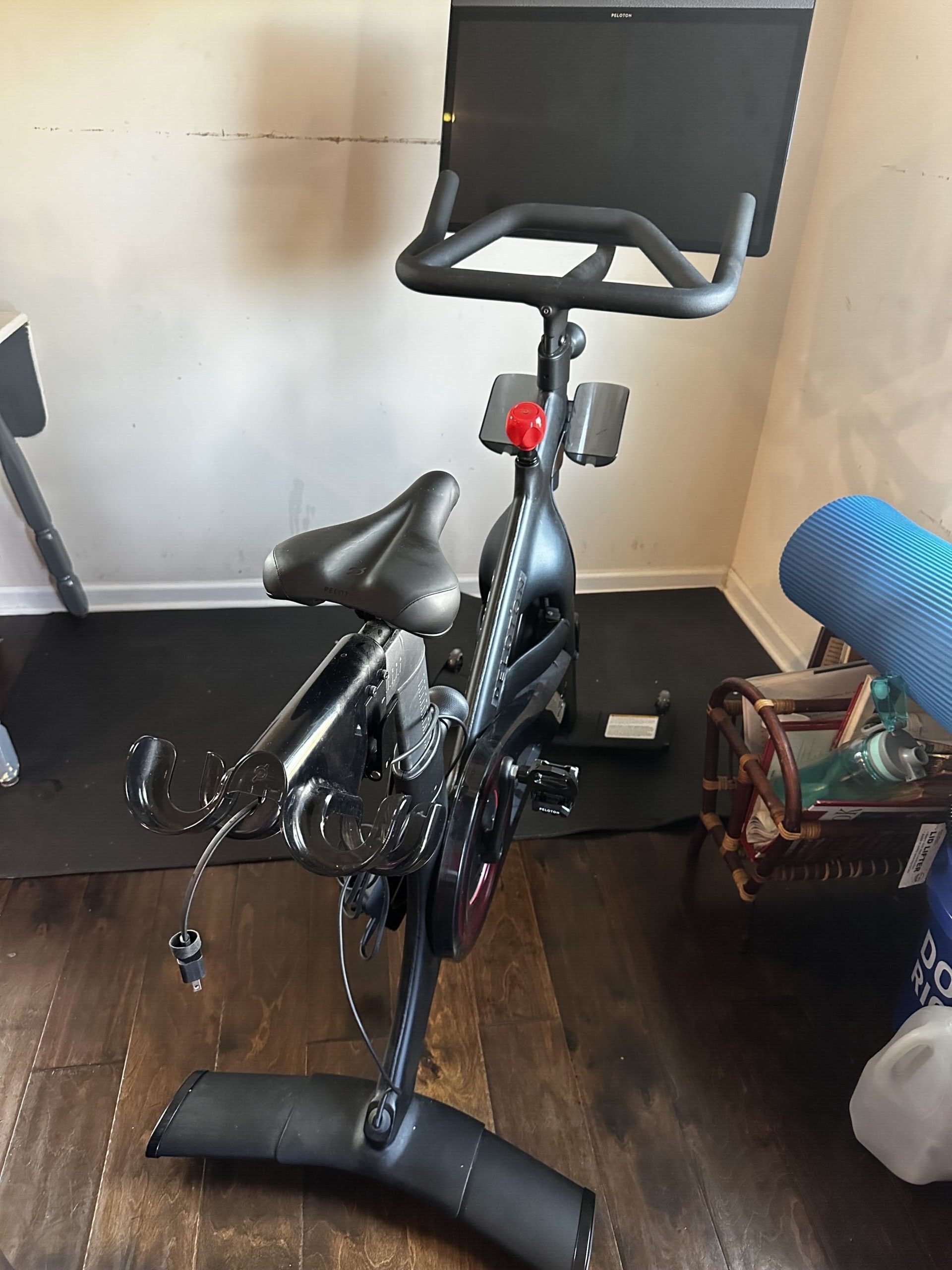 2021 Peloton Bike Plus Excellent Condition with Mat Shoes and Weights – Mount Holly, NC - Image 7