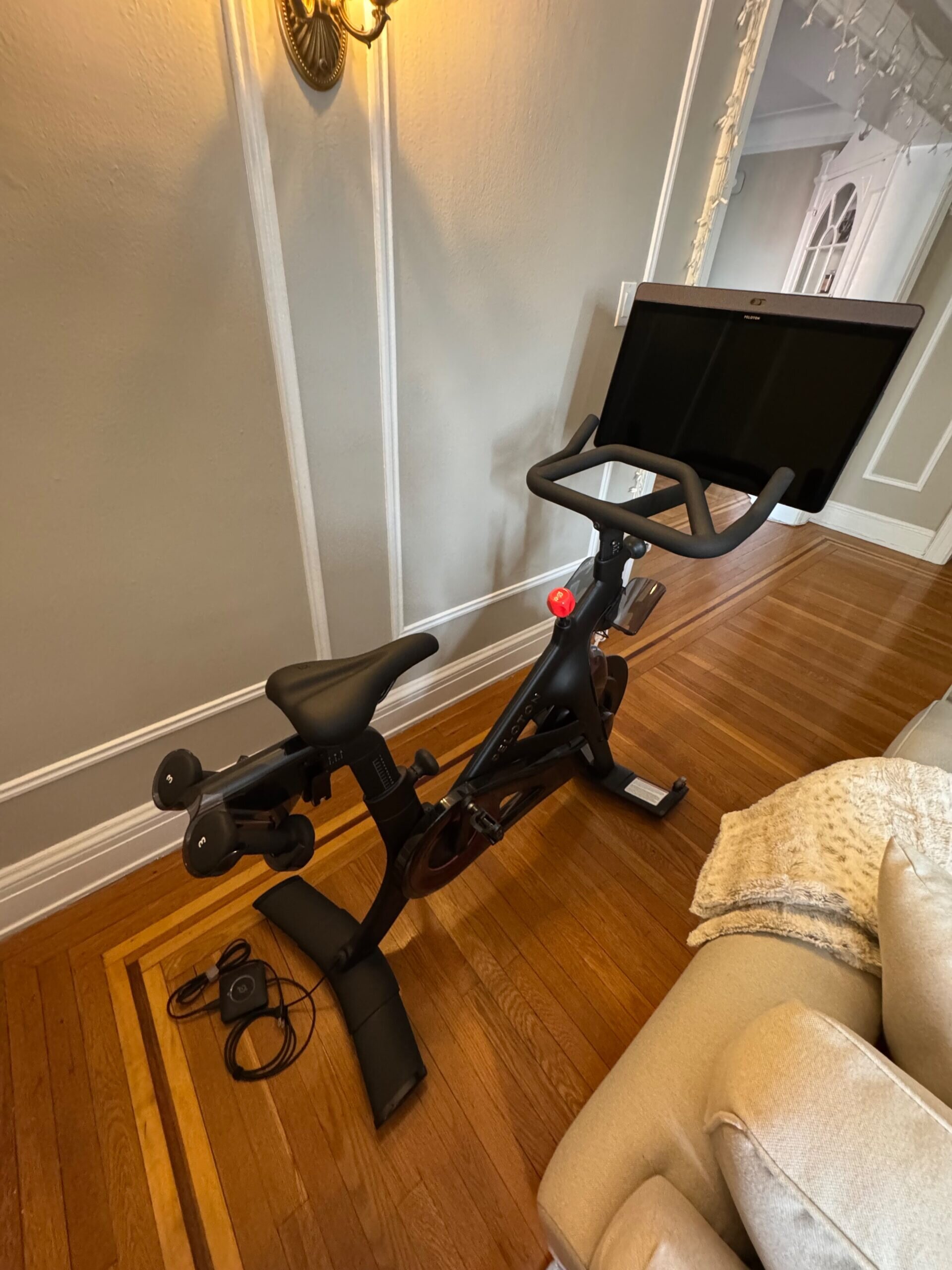 Peloton Bike Plus 2020 Excellent (50 Rides) – Yonkers - Image 2