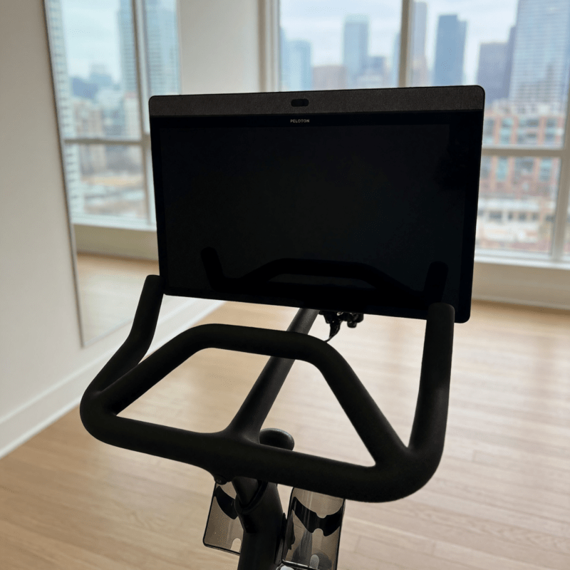 Peloton Bike Plus 2020 Excellent (50 Rides) – Yonkers